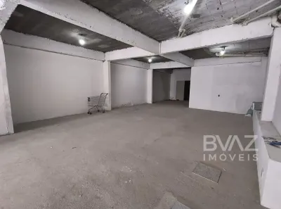 Ponto Comercial para alugar, 210m² no Centro, Cabo Frio