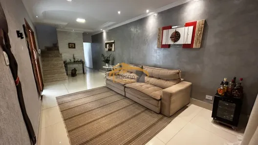 Sobrado com 5 Quartos à venda, 260m² no Cidade São Francisco, São Paulo