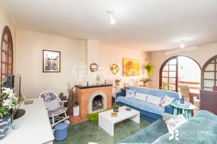 Casa com 4 Quartos à venda, 279m² no Vila Nova, Porto Alegre