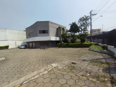 Galpão/Depósito/Armazém para alugar, 690m² no Casa Grande, Diadema