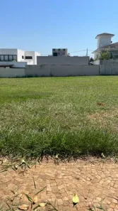 Lote/Terreno à venda, 450m² no Residencial Lago Sul, Bauru