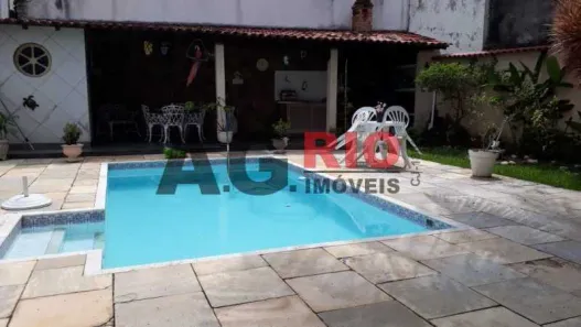 Casa com 3 Quartos à venda, 261m² no Jacarepaguá, Rio de Janeiro