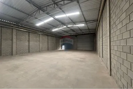 Galpão/Depósito/Armazém para alugar, 285m² no Parque Maracanã, Contagem