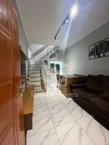 Sobrado com 2 Quartos à venda, 50m² no Vila Araguaia, São Paulo