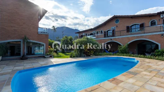 Casa com 9 Quartos para venda ou aluguel, 1000m² no Santiago, São Sebastião