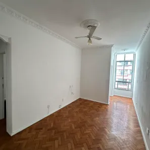 Apartamento com 2 Quartos para alugar, 62m² no Copacabana, Rio de Janeiro