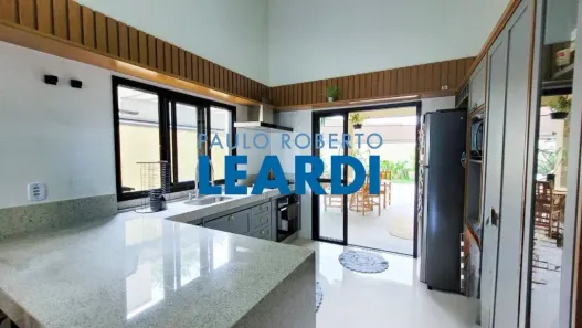 Casa de Condomínio com 3 Quartos à venda, 125m² no Residencial Alta Vista 1, Caçapava