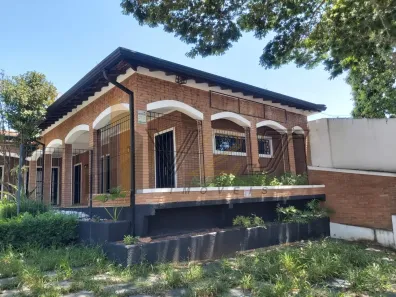 Imóvel Comercial à venda, 382m² no Vila Embaré, Valinhos
