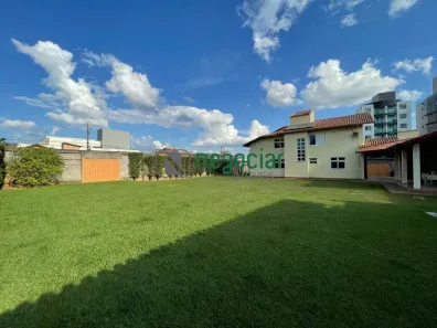 Casa com 3 Quartos à venda, 319m² no Ingá, Betim