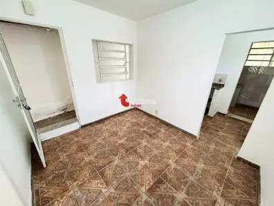 Casa com 1 Quarto para alugar, 40m² no Horto Florestal, Belo Horizonte