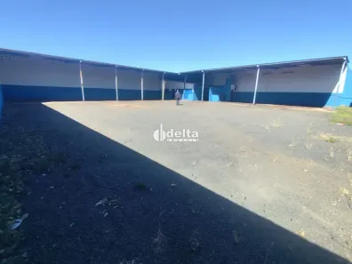 Ponto Comercial para alugar, 400m² no Bom Jesus, Uberlândia