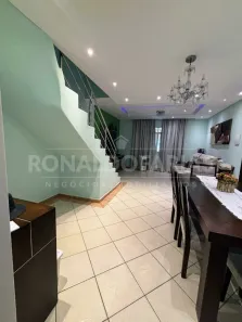 Sobrado com 3 Quartos à venda, 150m² no Jardim Regis, São Paulo