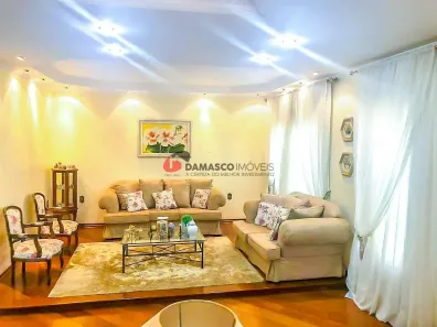 Sobrado com 5 Quartos à venda, 10m² no Vila Sacadura Cabral, Santo André