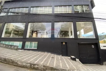 Ponto Comercial para alugar, 750m² no Centro, Juiz de Fora