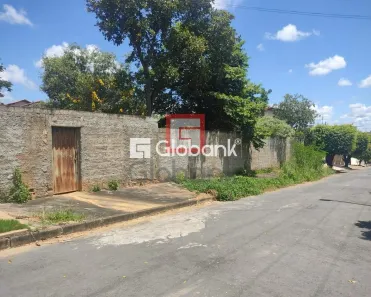 Lote/Terreno à venda, 1050m² no Ibituruna, Montes Claros