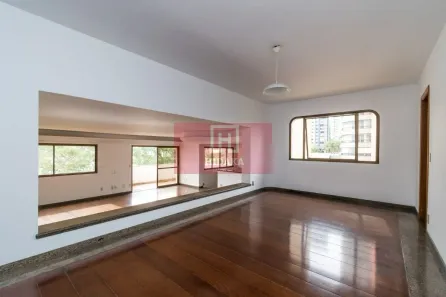 Apartamento com 4 Quartos à venda, 370m² no Vila Suzana, São Paulo