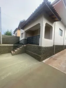 Casa com 3 Quartos para alugar, 250m² no Vila Nova, Barra Bonita