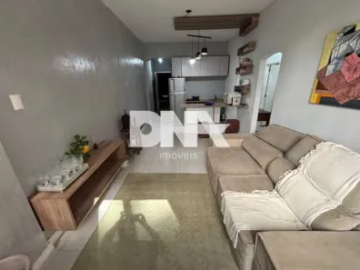 Apartamento com 2 Quartos à venda, 61m² no Leme, Rio de Janeiro