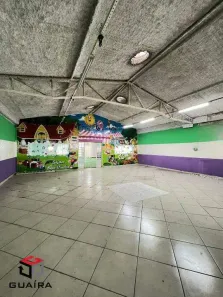 Prédio Comercial para alugar, 672m² no Vila Bastos, Santo André