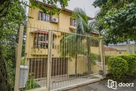 Casa com 4 Quartos à venda, 222m² no Medianeira, Porto Alegre