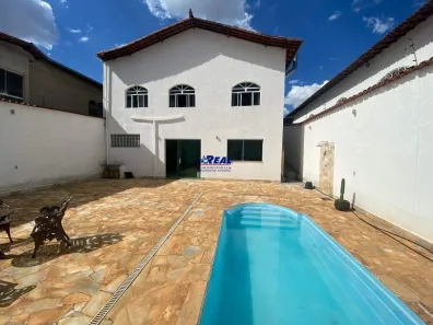 Casa com 4 Quartos à venda, 277m² no Brasil Industrial (Barreiro), Belo Horizonte