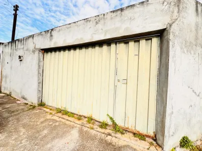 Casa com 2 Quartos à venda, 150m² no Santa Maria, Brasília