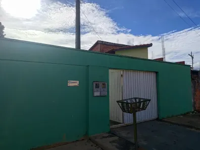 Casa com 3 Quartos para alugar, 70m² no Plano Diretor Norte, Palmas