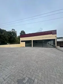 Ponto Comercial para alugar, 400m² no Cruzeiro, Caxias do Sul