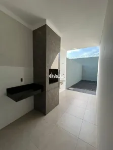 Casa com 3 Quartos à venda, 76m² no Novo Mundo, Uberlândia