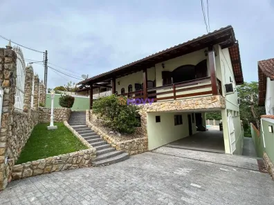 Casa de Condomínio com 3 Quartos à venda, 300m² no Largo da Batalha, Niterói