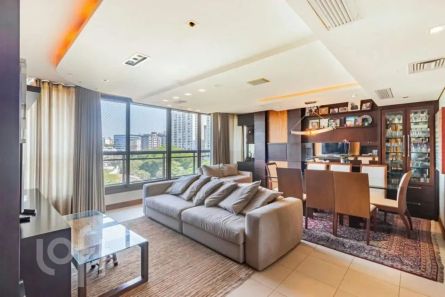 Apartamento com 3 Quartos à venda, 130m² no Três Figueiras, Porto Alegre