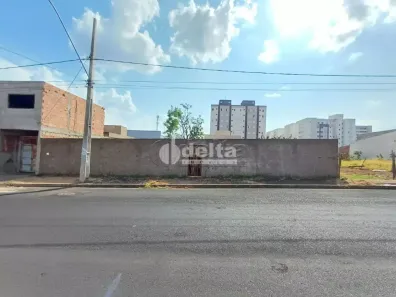Lote/Terreno à venda, 520m² no Laranjeiras, Uberlândia