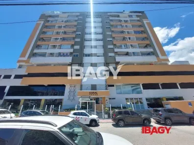 Apartamento com 2 Quartos para alugar, 64m² no Coqueiros, Florianópolis
