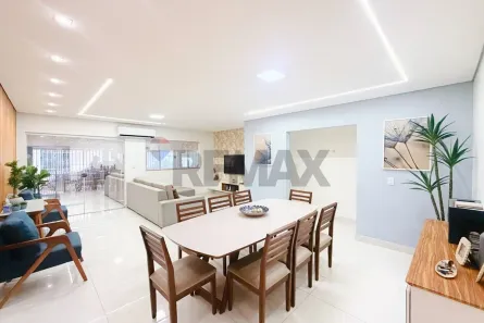 Casa com 4 Quartos à venda, 200m² no Guará I, Brasília