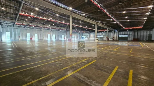 Galpão/Depósito/Armazém para alugar, 5500m² no Demarchi, São Bernardo do Campo