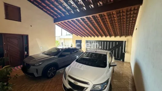Casa com 3 Quartos à venda, 237m² no Parque Residencial Cândido Portinari, Ribeirão Preto