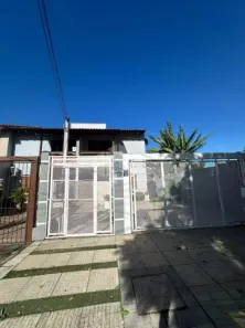 Casa com 2 Quartos para alugar, 188m² no Hípica, Porto Alegre