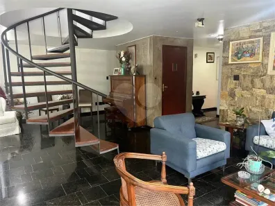 Casa de Condomínio com 4 Quartos à venda, 600m² no Jardim Vitória Régia, São Paulo