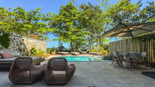 Casa com 5 Quartos para venda ou aluguel, 300m² no Camburi, São Sebastião
