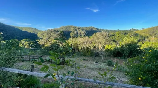 Fazenda/Sítio com 3 Quartos à venda, 150m² no Registro, Taubaté