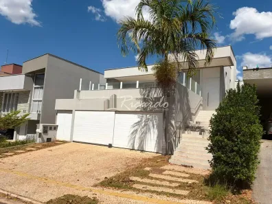 Casa de Condomínio com 4 Quartos à venda, 275m² no Jardins Valência, Goiânia