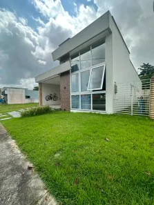 Casa de Condomínio com 4 Quartos para alugar, 250m² no Coqueiro, Belém