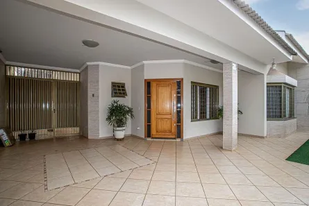 Casa com 3 Quartos à venda, 224m² no Jardim Brasil, Maringá