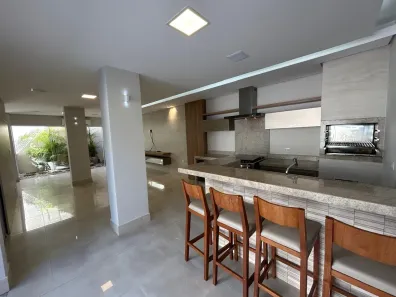 Casa de Condomínio com 4 Quartos à venda, 197m² no Granja Marileusa, Uberlândia