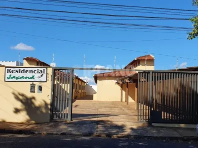 Casa com 1 Quarto para alugar, 25m² no Centro, Araraquara