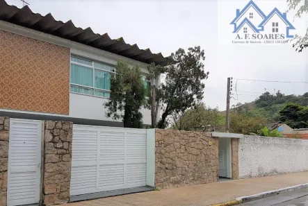 Casa com 3 Quartos à venda, 380m² no Pitangueiras, Guarujá