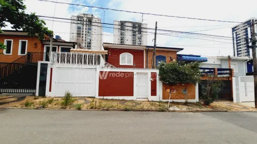 Casa com 3 Quartos à venda, 117m² no Vila Iza, Campinas