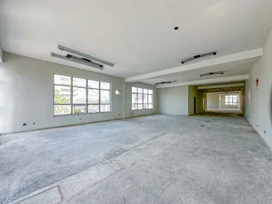 Sala Comercial para alugar, 268m² no Vila Mathias, Santos