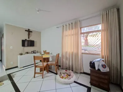 Apartamento com 3 Quartos para alugar, 70m² no Afonso Pena, Divinópolis