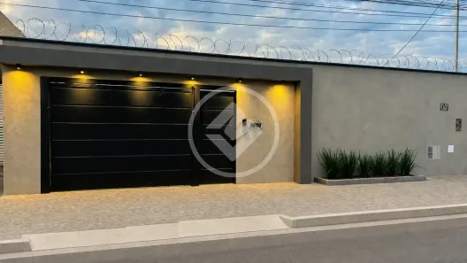 Casa com 3 Quartos à venda, 190m² no Setor Garavelo, Aparecida de Goiânia